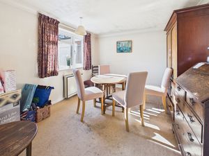 Dining Room- click for photo gallery